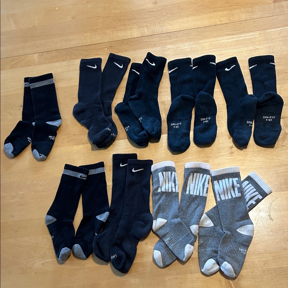 Nike Dri-Fit Athletic Socks bundle